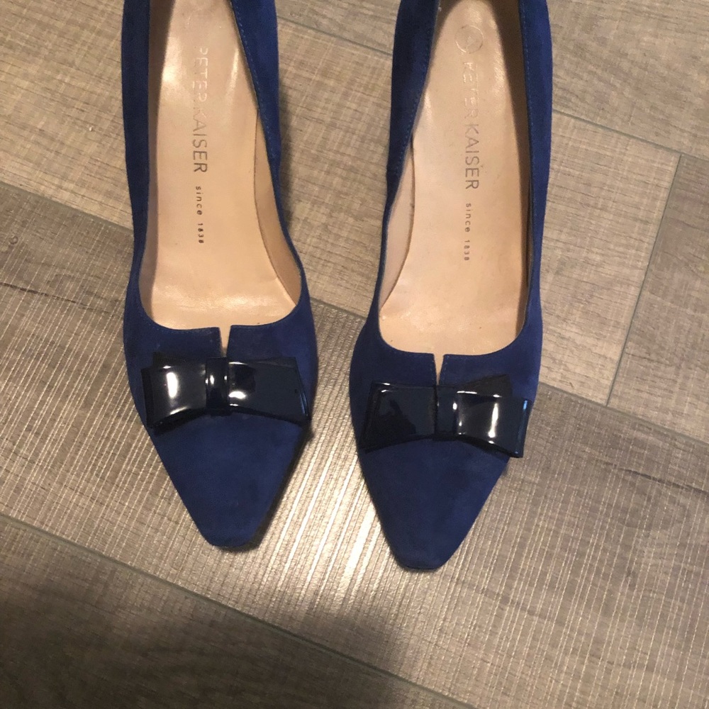 Beautiful pump’s in royal blue
